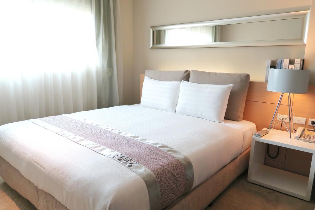 Herz Motel Taichung Exterior photo