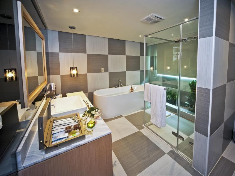 Herz Motel Taichung Exterior photo