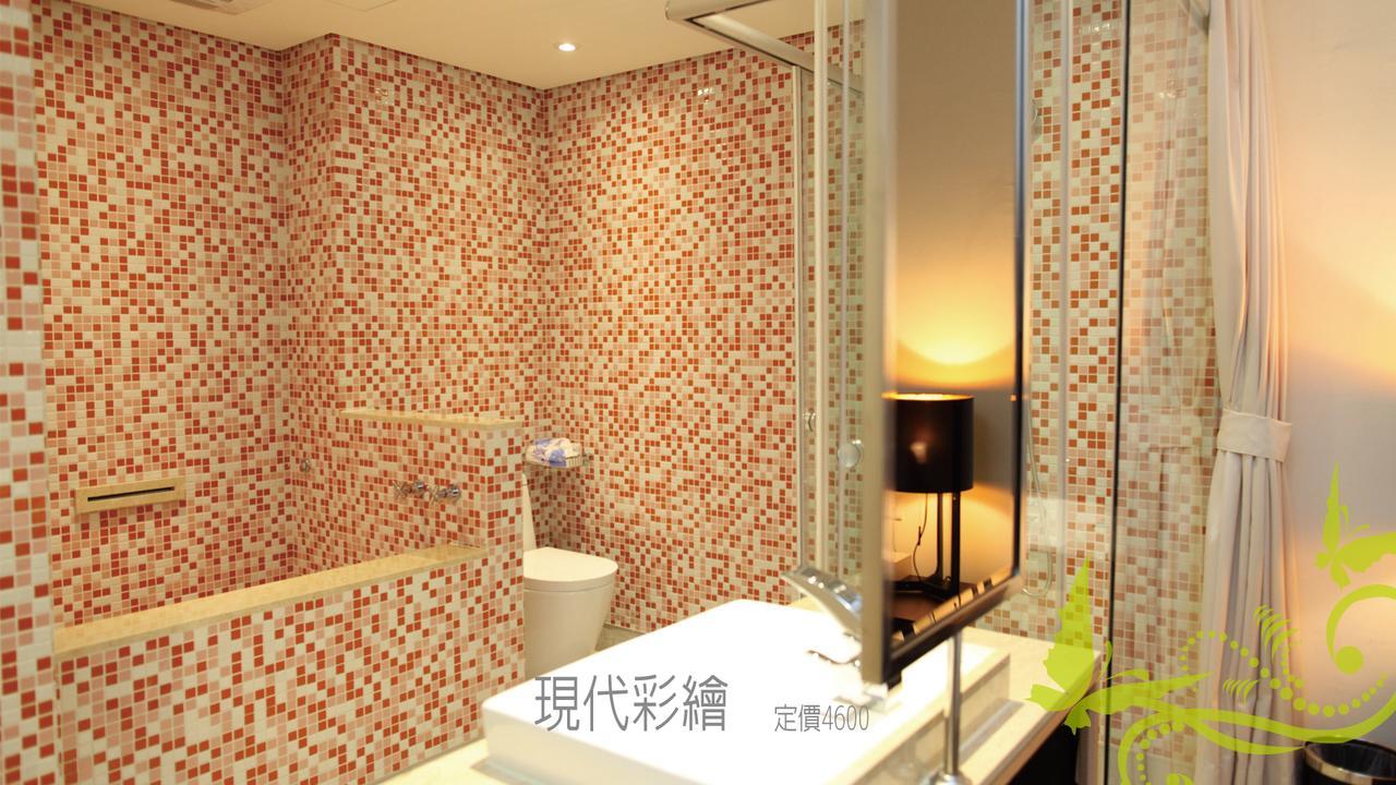 Herz Motel Taichung Exterior photo